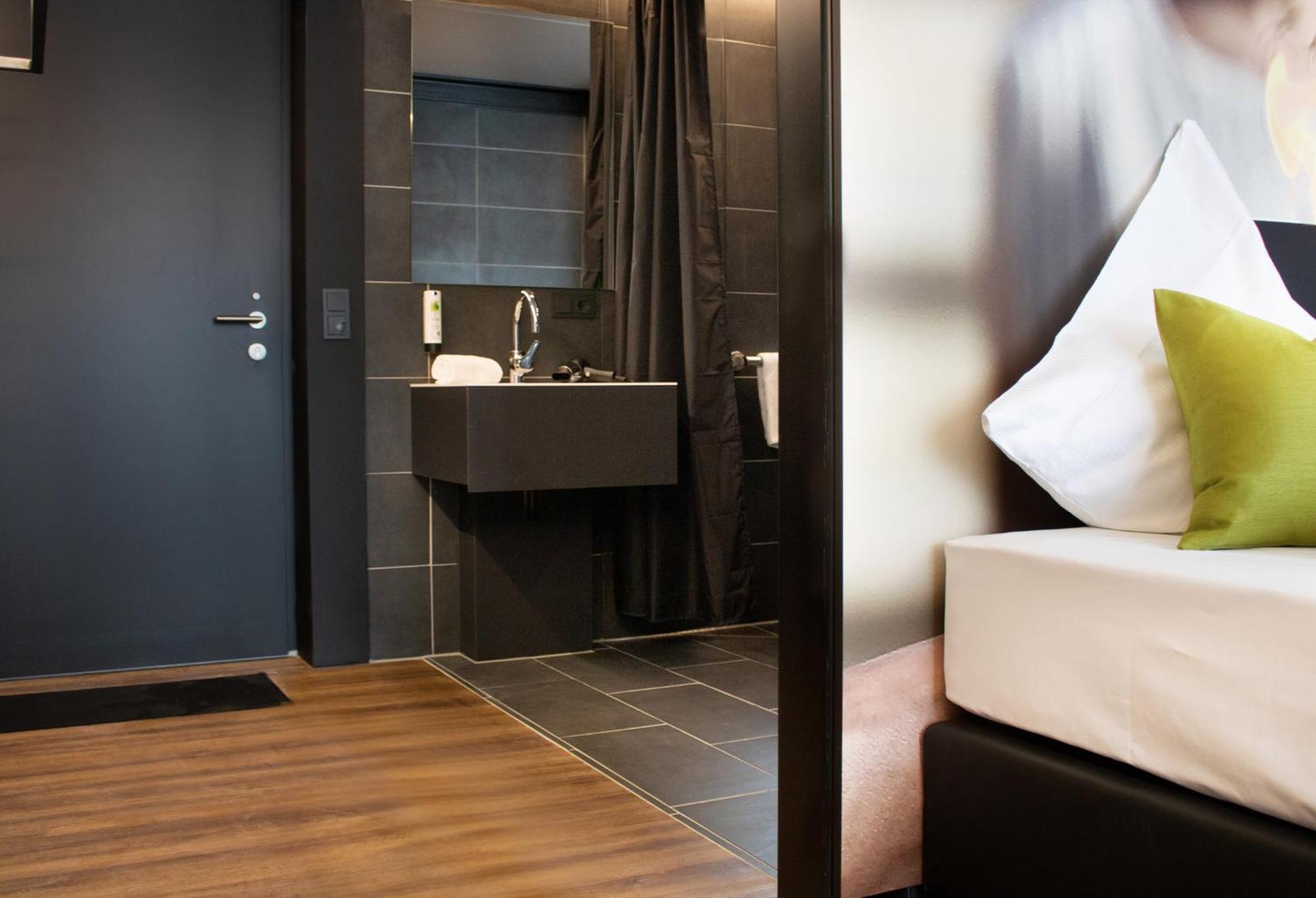 Zor Hotel By Wmm Hotels Zimmern ob Rottweil Екстер'єр фото