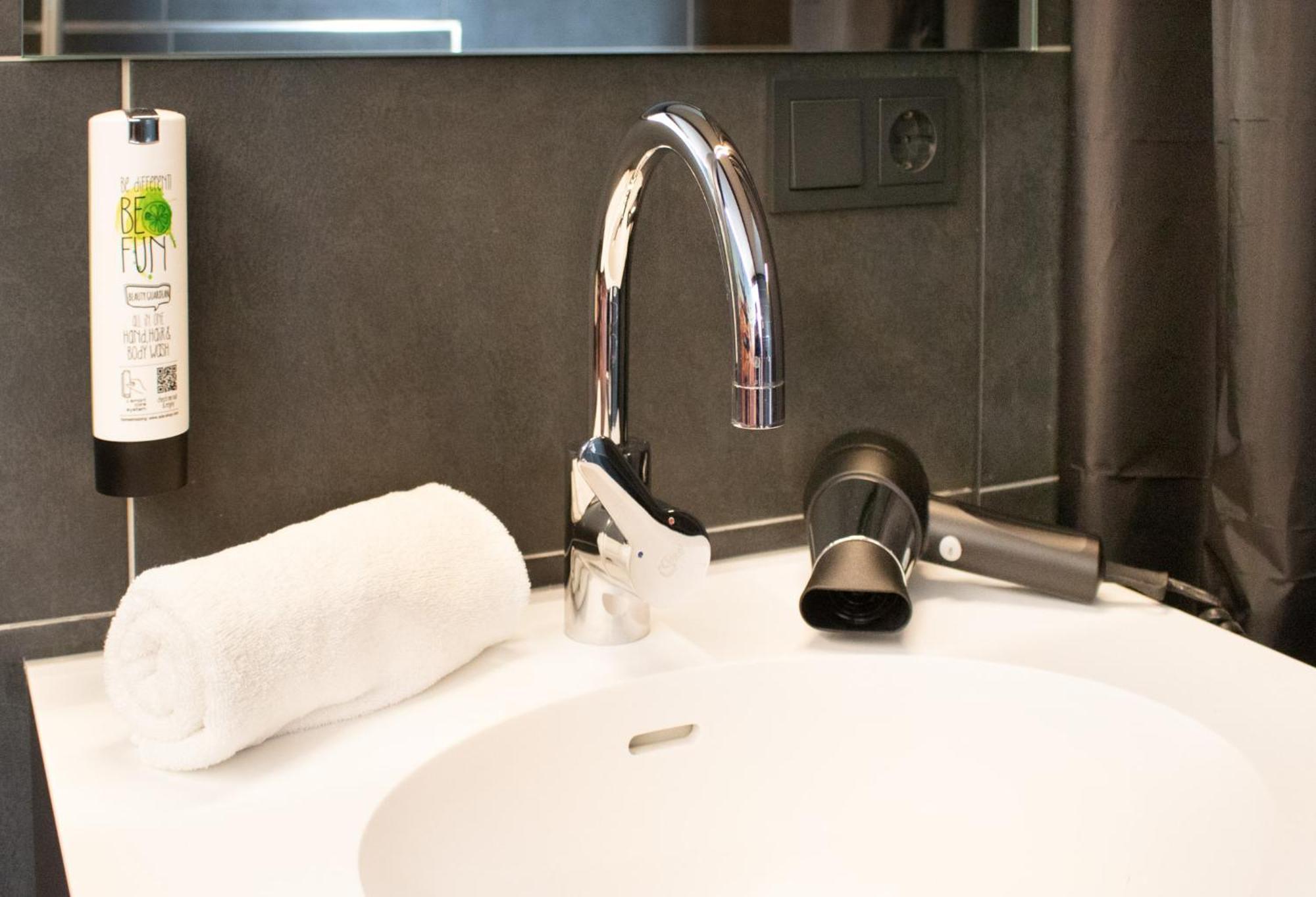 Zor Hotel By Wmm Hotels Zimmern ob Rottweil Екстер'єр фото